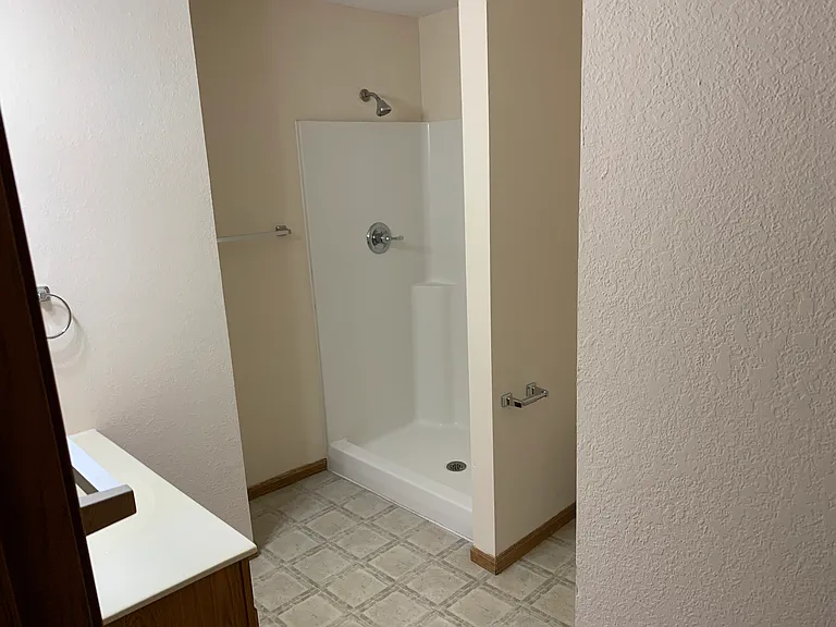 520 Wood Thrush St #B — Photo 14