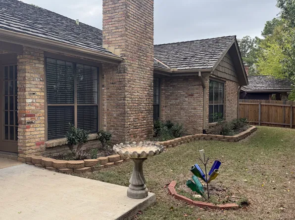 25 Club Oaks Cir, Pearl, MS 39208