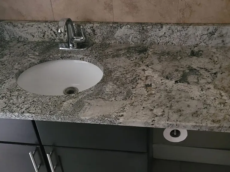 South Dale Villas — Photo 12
