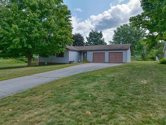 4th image of 708 Meadow Dr