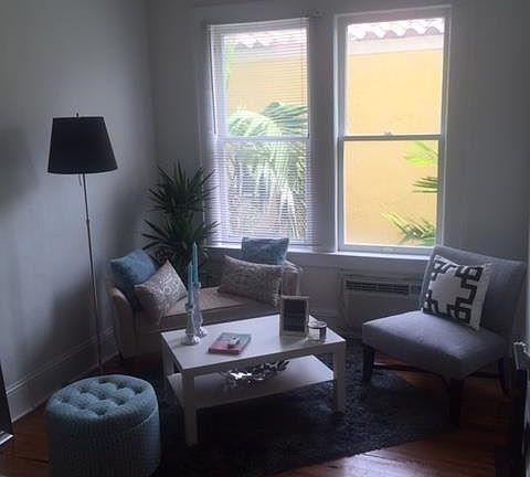 3rd image of 1615 Pennsylvania Ave APT 15