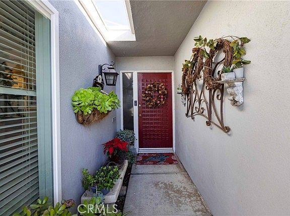 2nd image of 3747 Vista Campana #36