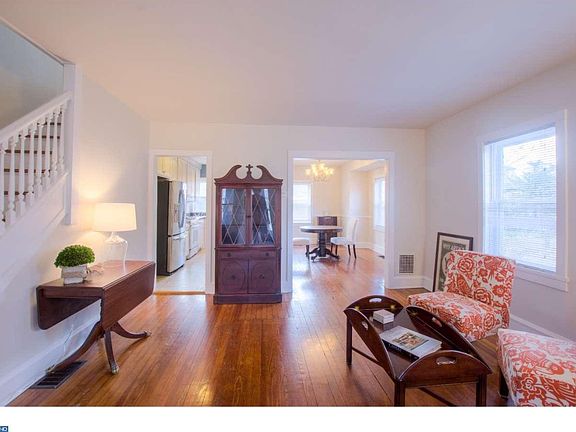 5th image of 2128 Linden St