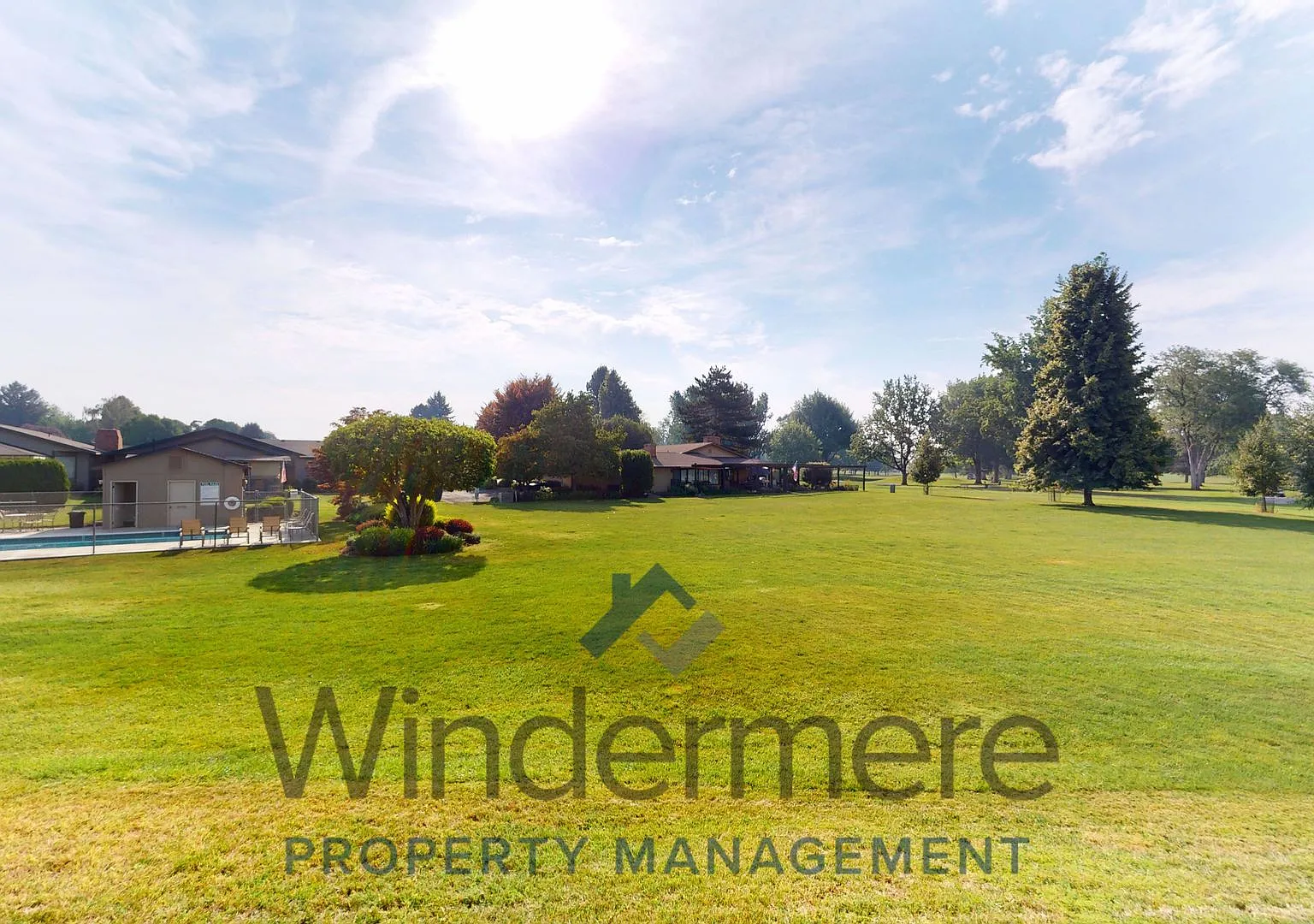 763 1/2 Village Way - Golf Course View — Photo 3