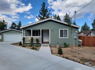 393 San Martin Cir, Big Bear City, CA 92314