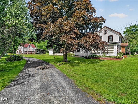 5th image of 1042 Delaware Dr