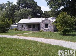 215 Lee St, Tullahoma, TN 37388