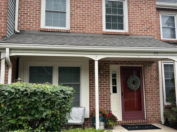 77 Abrams Ln, Chesterbrook, PA 19087