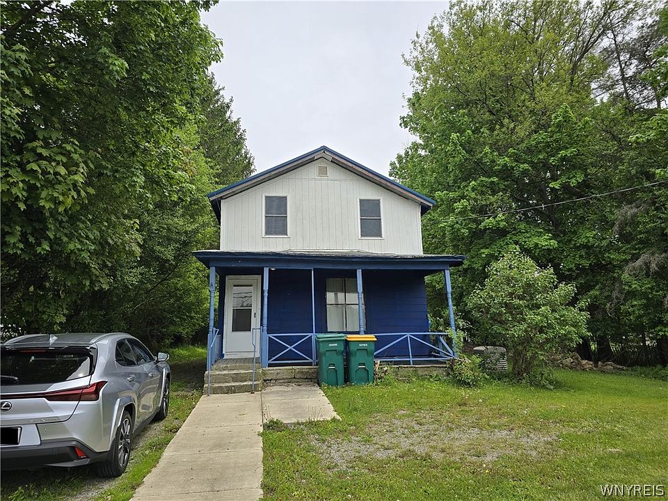 1st image of 109 N Main St