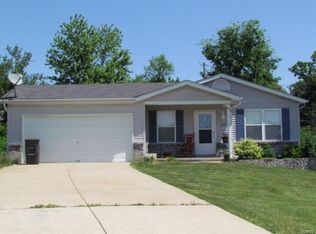 1208 Hawthorn Ct, Troy, MO 63379