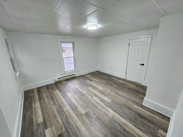 Wayne St W 924- 924 1/2, 924 1/2 W Wayne St #C90088692, Lima, OH 45805