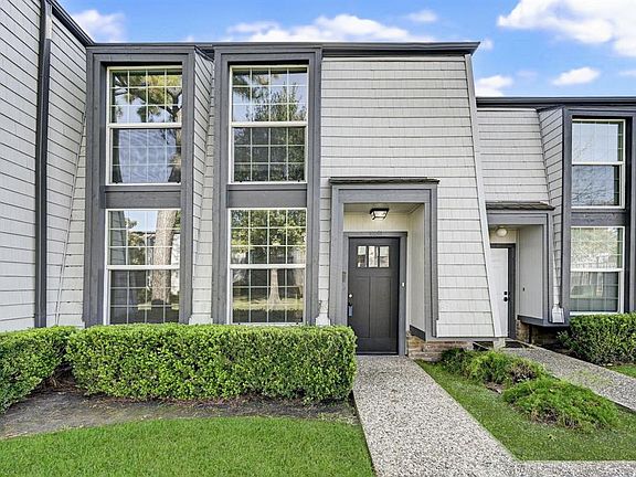 2nd image of 10161 Beekman Place Drive