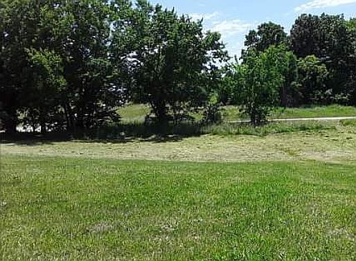 2nd image of 1201 NW 800th Rd