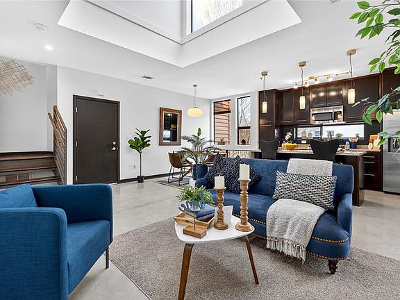 5th image of 972 Dekalb Ave NE #203