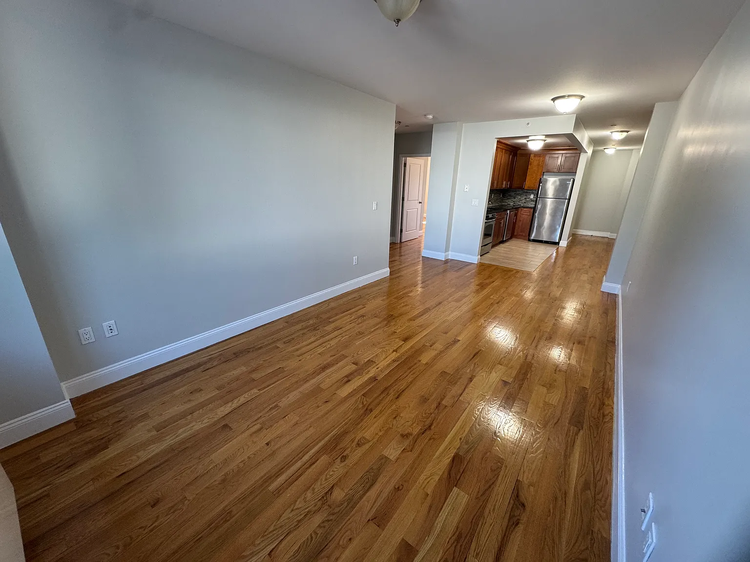 20-12 31st Street — Photo 2
