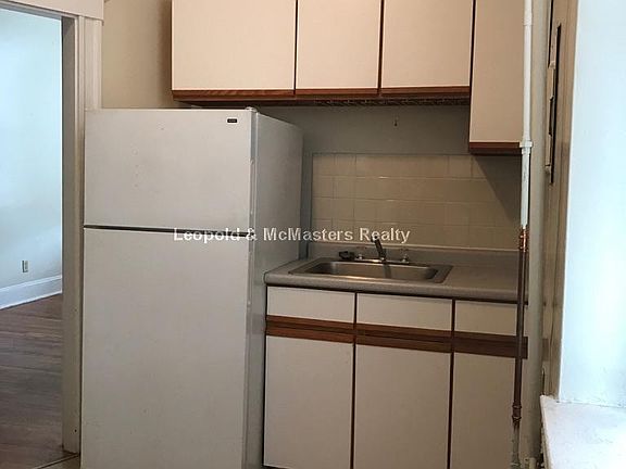 4th image of 223 Essex St APT 36