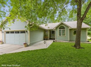 2829 Virginia Pl, Des Moines, IA 50321