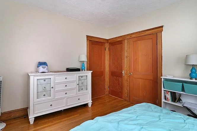 11-13 Holyoke St #1