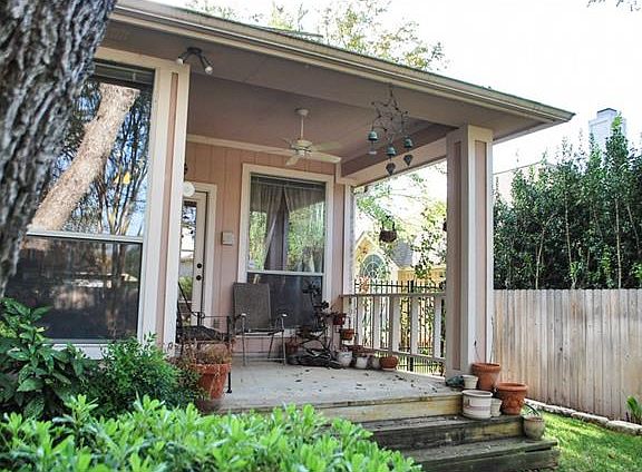 4th image of 408 Mesa Verde St