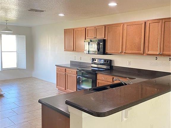 5th image of 4650 Caverns Dr #4650