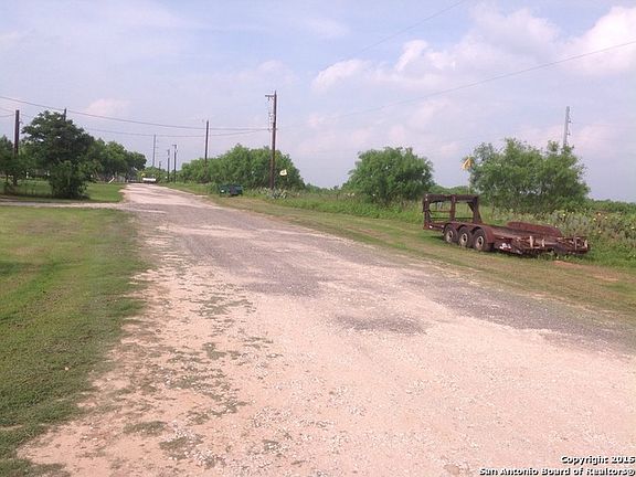 2nd image of 375 S Loop 1604 W