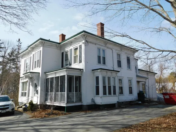 37 Elm Street, Skowhegan, ME 04976