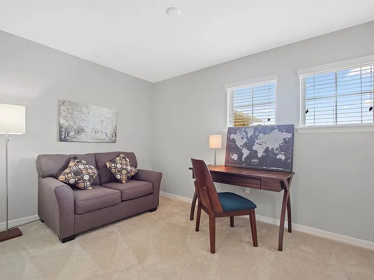 Lennox Dale Ln — Photo 3