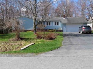 13 Maple Cres, Lantz, NS B2S1W7