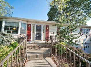 825 Regency Ct, Toms River, NJ 08753