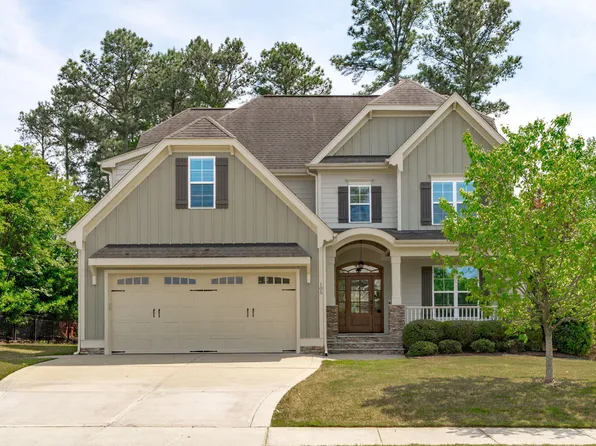 105 Roslin Way, Holly Springs, NC 27540