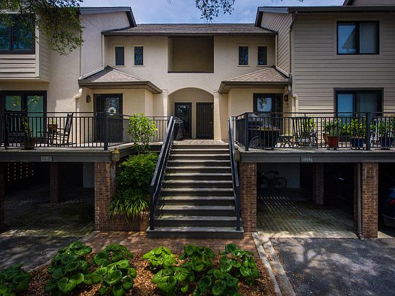 5th image of 1919 Marsh Oak Ln