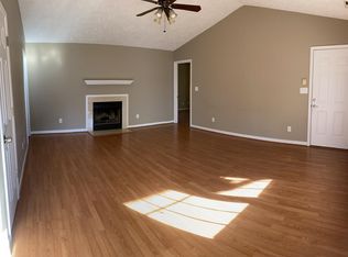 105 Shortleaf Dr, Raeford, NC 28376