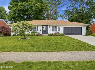 2614 Tregaron Ave, Jeffersontown, KY 40299