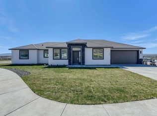 6069 W 30th Pl, Kennewick, WA 99338