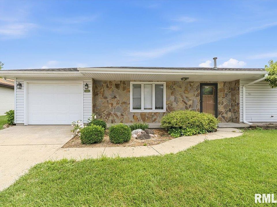 1st image of 120 Agustus Ln