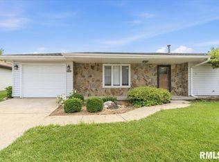 120 Agustus Ln, Springfield, IL 62703