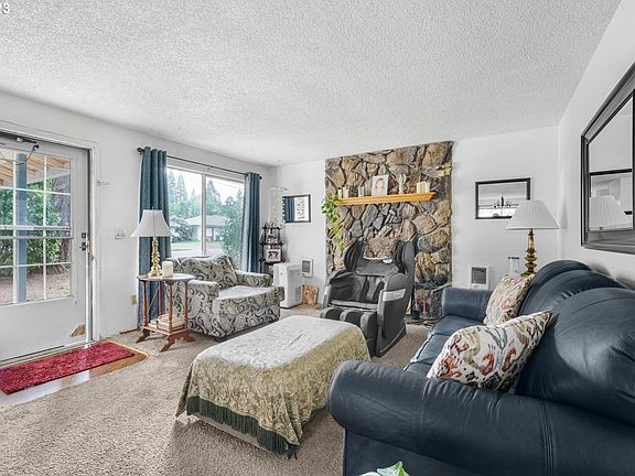 5th image of 4555 SE Mason Ln