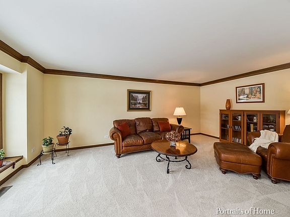 4th image of 1952 Sherwood Pl