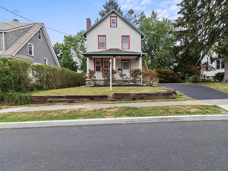 10 E Marthart Ave #2 — Photo 24