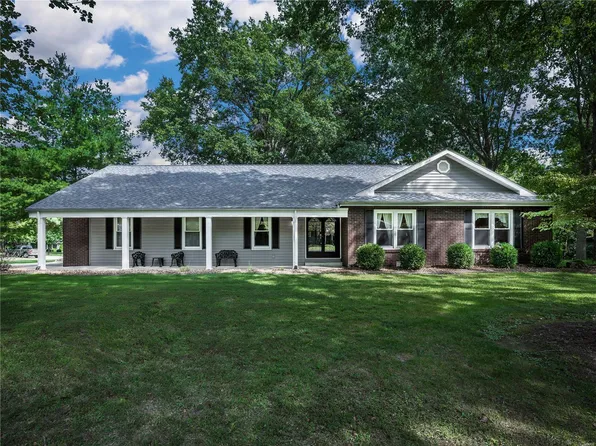 19 Ginger Bend Ct, Glen Carbon, IL 62034