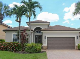 9109 Quartz Ln, Naples, FL 34120