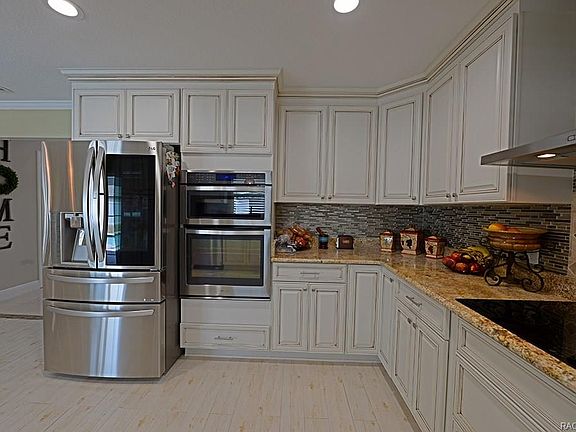 4th image of 427 W Shakespears Dr
