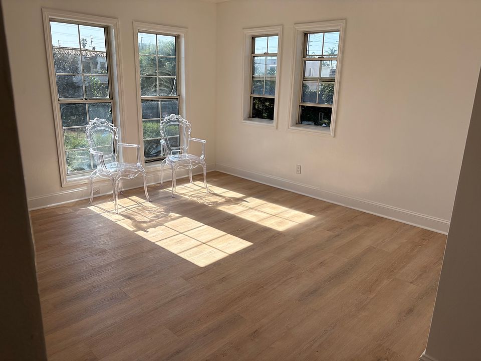 1st image of 1036 Euclid Ave APT 2