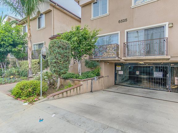 3rd image of 6525 Woodman Ave Unit 9