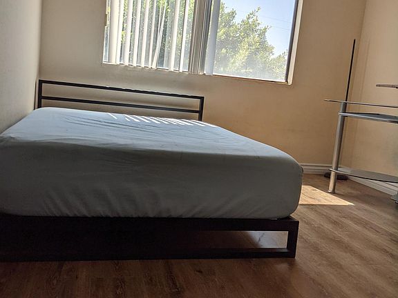 5th image of 3618 Barnes Ave APT 16