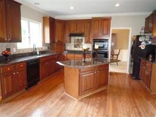 4th image of 1222 Baywood Cv