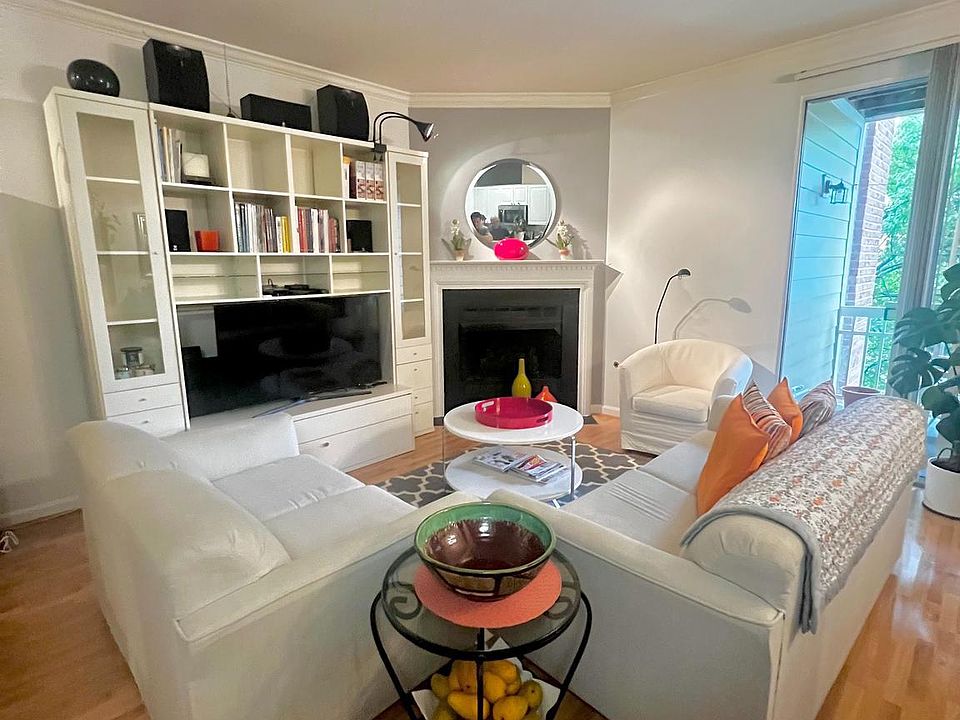 1st image of 2103 Highcourt Ln Suite 203