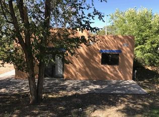 9 Senda Del Espectro, Santa Fe, NM 87506
