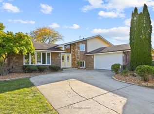 12105 W Somerset Rd, Orland Park, IL 60467