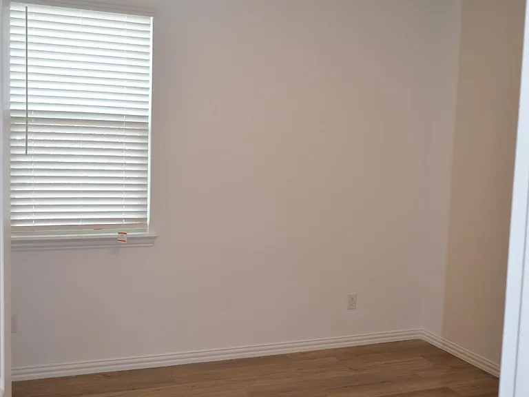 7924 Lindheimer Ln — Photo 31